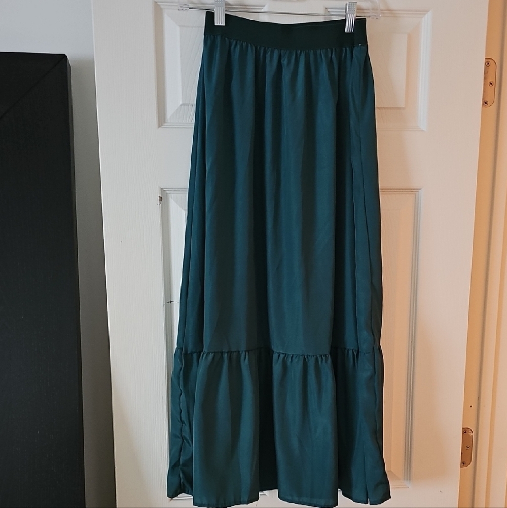 Elegant Teal Maxi Skirt